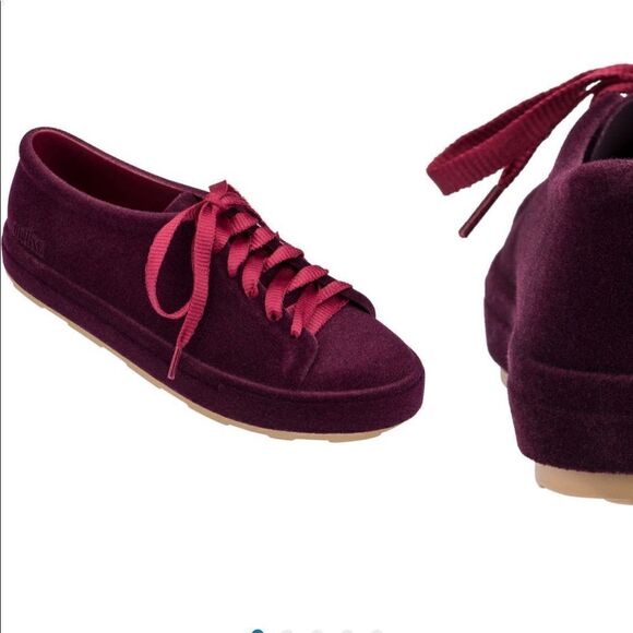 Melissa Be blocked super comfy cushioned foodbed sneaker size 6 and 7, new - Picture 1 of 8